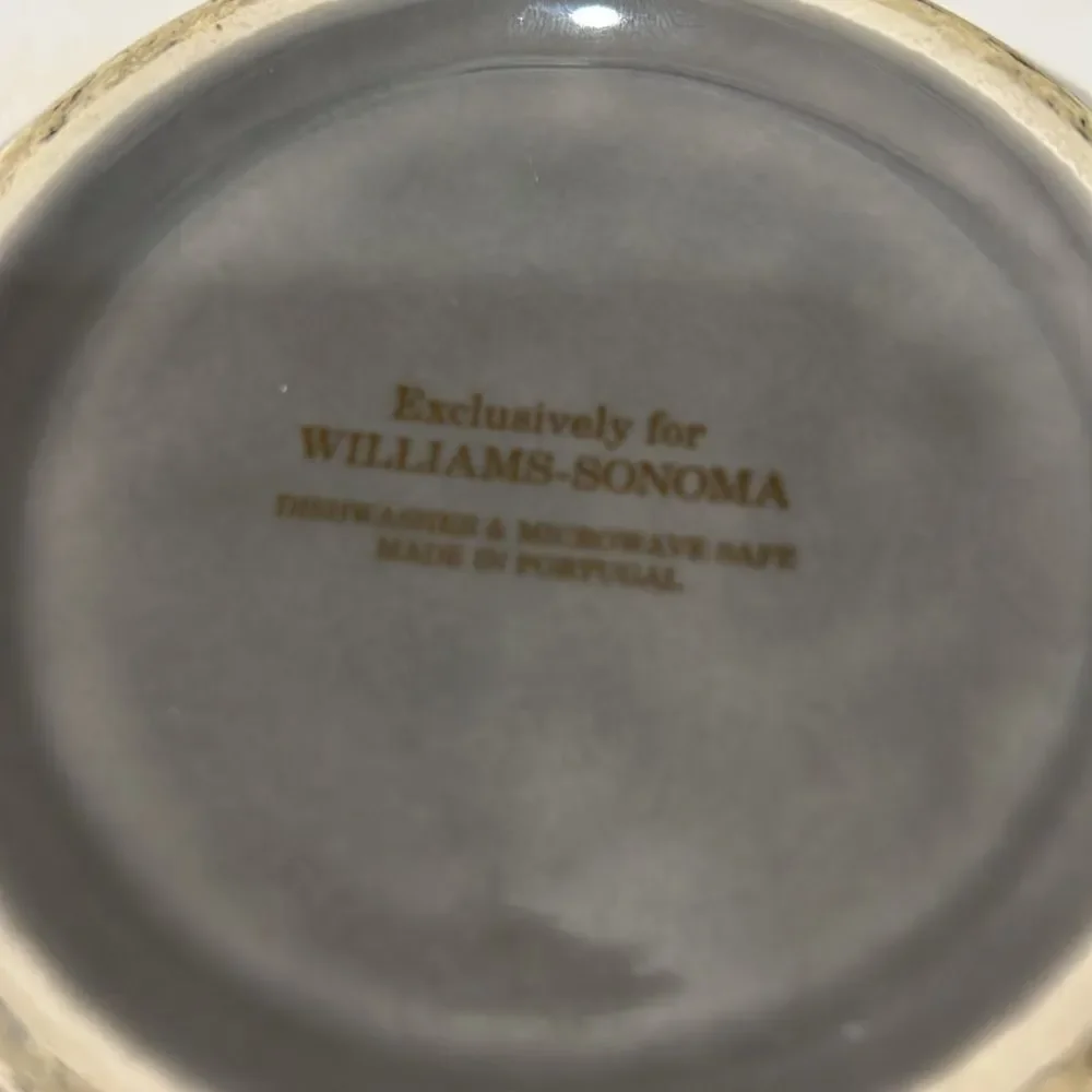 Williams Sonoma Bowl Gray Glass Portugal 3 1/2 Tall X 4 1/4 Tall 8 1/4 Round